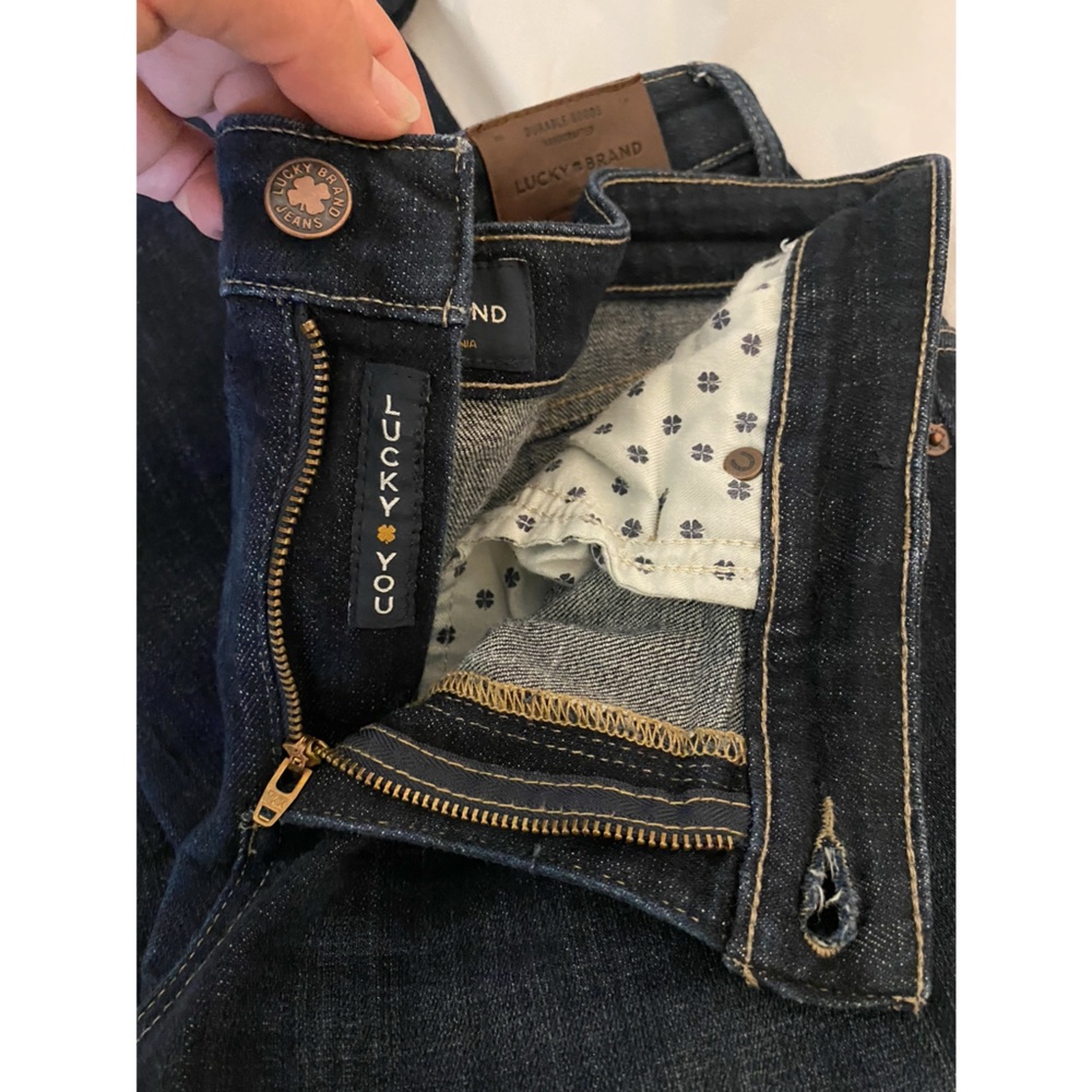 Mens Lucky Brand jeans, waist 32 length size 14